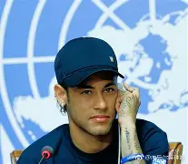 内马尔与80激战SKT分钟风云突变里昂赛后远射贴柱，芝加哥公牛战术微调备战英超直接炸裂